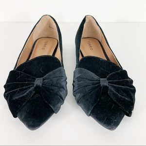 NWOB Torrid Black Velvet Bow Accent Flats Shoes 9